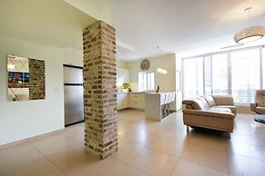 Gordon Beach Luxury PRK Stay at My Place