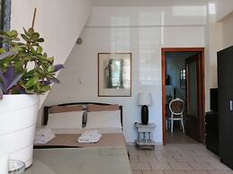 Mini Suites