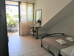 Mini Suites