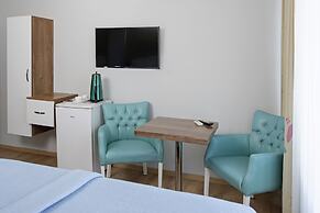 Nest Hotel