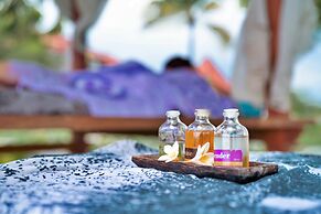 Lovina Beach Club & Resort