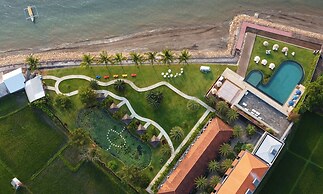 Lovina Beach Club & Resort