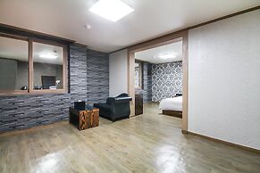 Hotel Lie