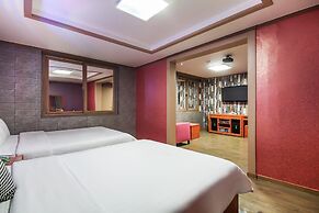 Hotel Lie