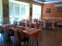 Hotel Oria Rivabella