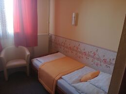 Hotel Hajnal