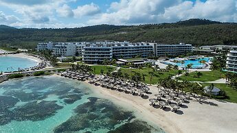 Ocean Coral Spring - All Inclusive
