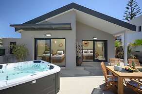 Sun Ray Beach life Villa