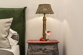 Marvarit Suites
