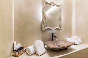 Marvarit Suites