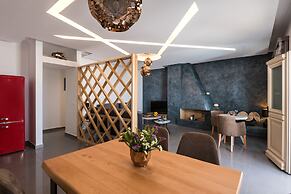 Marvarit Suites