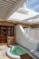 Marvarit Suites