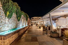 Marvarit Suites