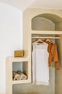 Marvarit Suites