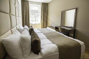 Letna Garden Suites