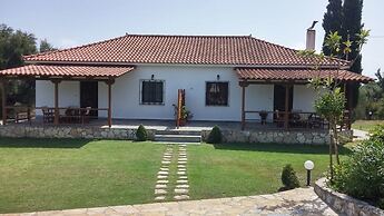 Dora Apartments