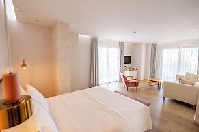 Glow Boutique Hotel & Suites