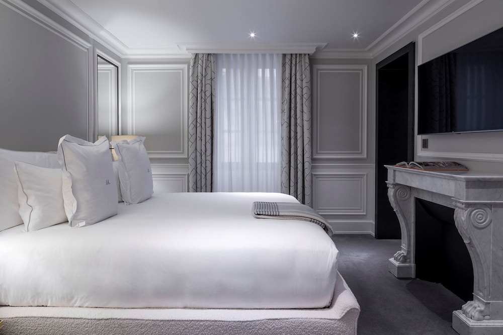 J.K. Place Paris
