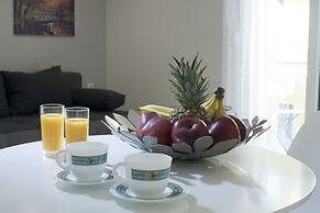 Victoria Square, Cozy and Stylish Apartment