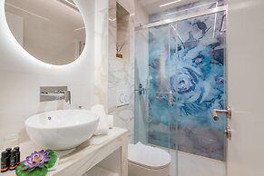 Flos Luxury Rooms