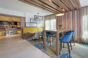 Hampton by Hilton Dubai Al Barsha