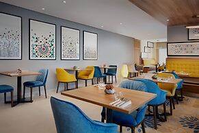 Hampton by Hilton Dubai Al Barsha