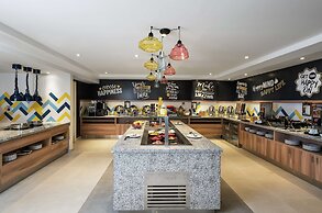 Hampton by Hilton Dubai Al Barsha