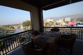 Inle Strand Hotel