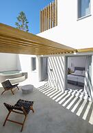 Oro Suites