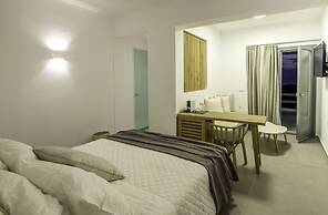 Oro Suites