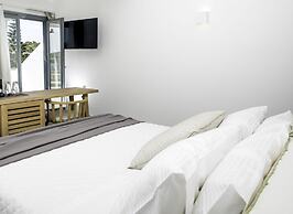 Oro Suites