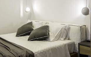 Oro Suites
