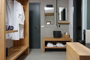 Oro Suites