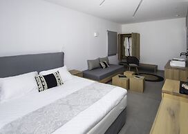 Oro Suites