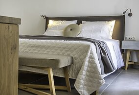 Oro Suites