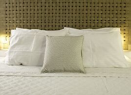 Oro Suites