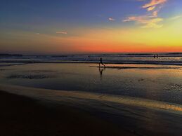 The Freesouls Residences Cerritos Beach
