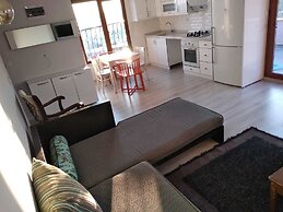 Tepedeki Ev Apart