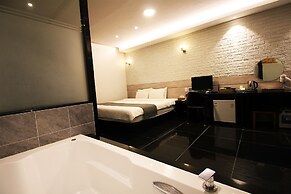 Seattle B Hotel