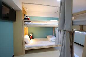 Lucky Panda Hotel