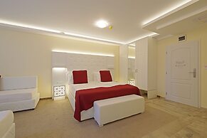 Hotel Perla Beach Luxury
