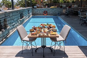Yerli Otel Alacati