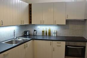 Mythos Residence