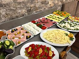 Avrasya Port Hotel