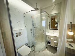 New Hotel Broadway