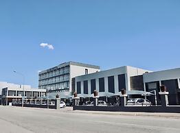 Elgro Hotel
