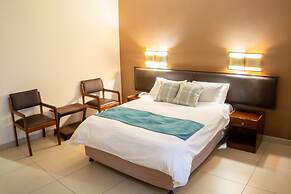 Elgro Hotel