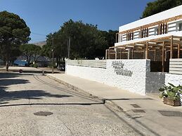 Aellia Hotel & Suites