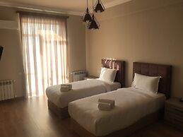 Teryan Pushkin Apart Hotel