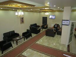 Şahin Hotel